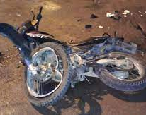 Un motociclista quedó grave tras chocar contra un auto en Zonda