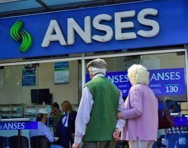 Casi la mitad de los trabajadores argentinos no realiza aportes jubilatorios