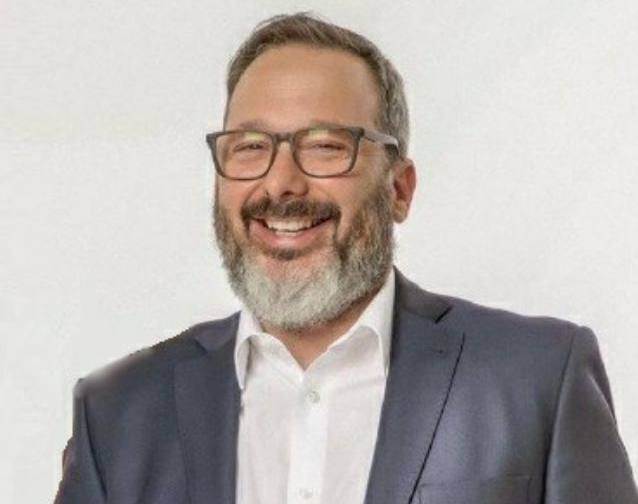 Falleció el conductor y periodista Gerardo Rozín
