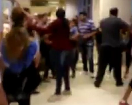 A las piñas en La Bebida: una familia fue atacada ferozmente por vecinos - VIDEOS