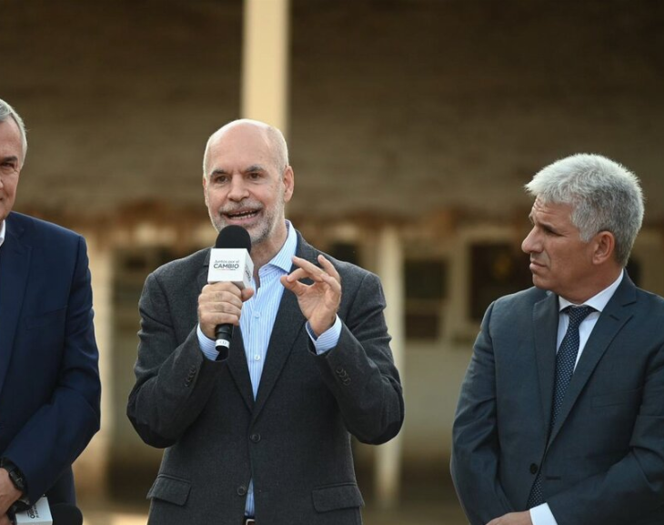 Larreta va contra los paros docentes y por exportar el modelo de pasantías