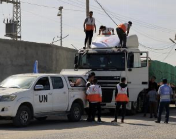 La ayuda humanitaria comenzó a entrar a la Franja de Gaza