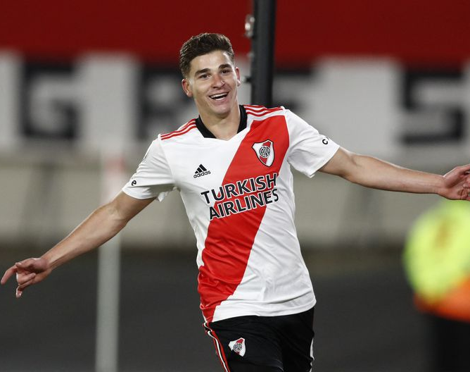 Julián Álvarez ya tiene fecha de partida hacia el City de Guardiola