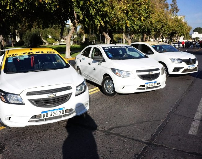 Reclamo de taxistas sanjuaninos  por aumento de tarifas