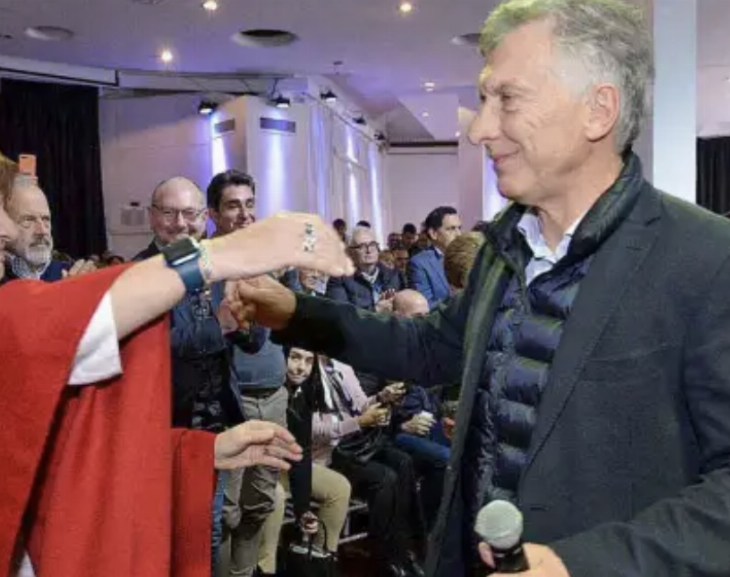 Patricia Bullrich usó en su spot una imagen del gobierno de Mauricio Macri para criticar la pobreza