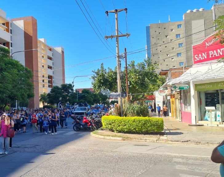 Los autoconvocados sesionaron y resolvieron seguir con el paro el viernes