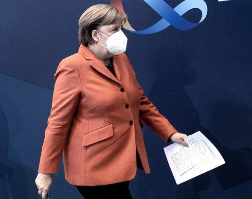 Angela Merkel combinó vacunas: recibió dosis de AstraZeneca y Moderna