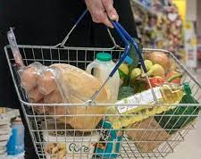 En agosto una familia tipo necesitó $52.989 para llenar la canasta básica