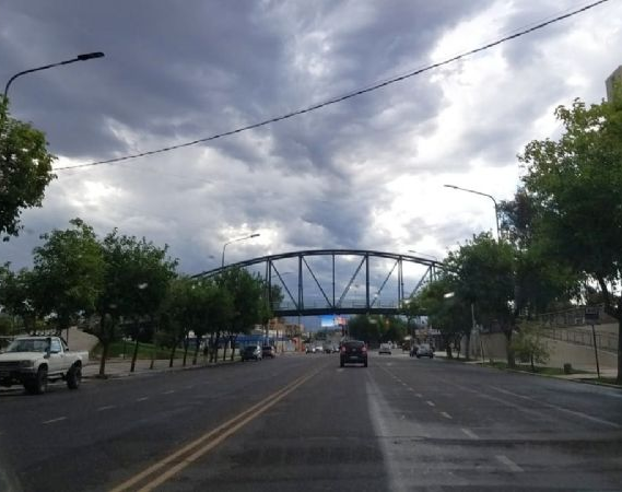 Nubladito y caluroso: el tiempo este viernes en San Juan