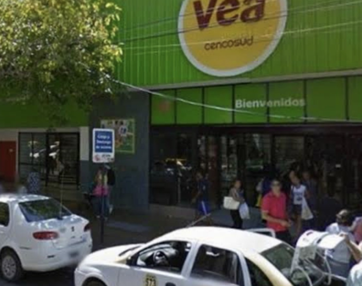 Cierra una sucursal de Vea en Rawson y hay incertidumbre por el futuro de 12 trabajadores