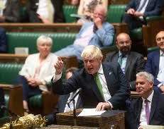 Boris Johnson se "Terminator" en su cargo y dijo: "Hasta la vista, Baby"