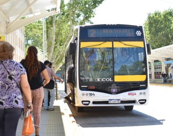 Los choferes de colectivos atentos al pago de salarios