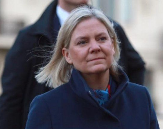 A solo 8 horas de asumir, renunció la primer ministra de Suecia