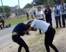 Dos hermanas terminaron a los golpes luego de pedir verse a la justicia