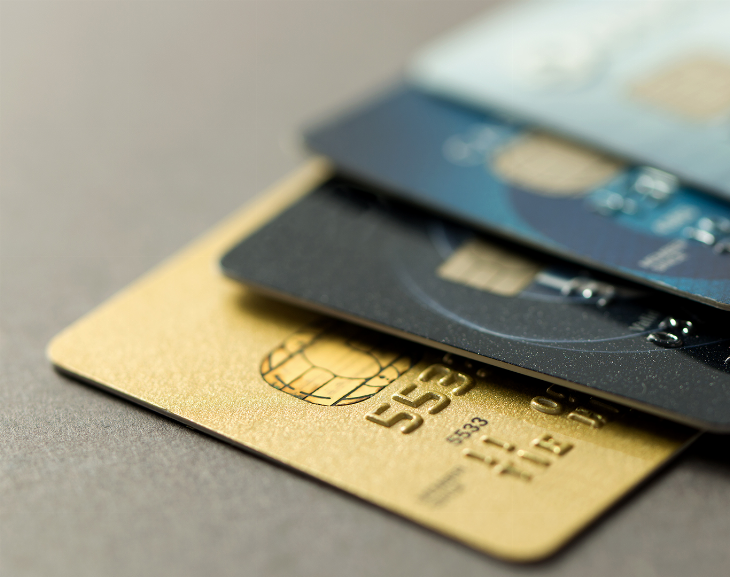 Alerta por tarjetas de crédito: financiar saldos o pagar el mínimo ya cuesta más del 100% anual
