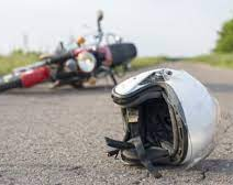 Perdió el control de su moto y cuatro días después falleció por los golpes