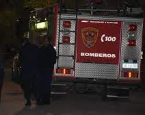 La explosión de un calefón a leña dejó a un hombre con quemaduras 