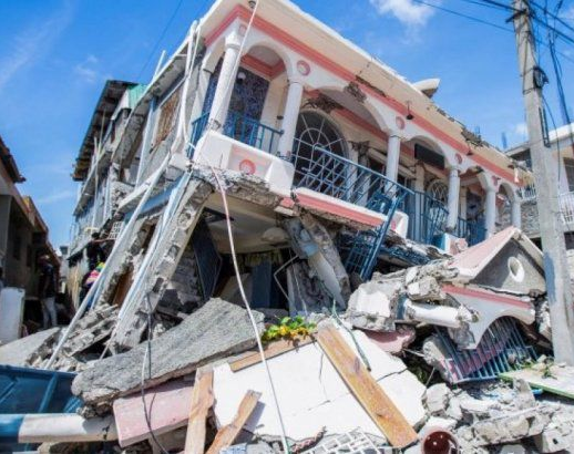 Terremoto en Haití: ocho días después siguen hallando cuerpos y ya son 2.207 los muertos