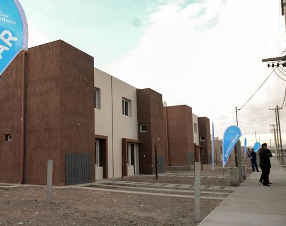 Buscan que municipios cedan terrenos para viviendas de Procrear