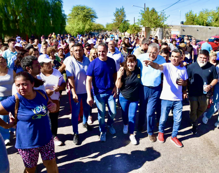 Gioja y Gramajo recorrieron Villa Unión 