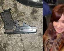 El teléfono de Sabag Montiel tenía un video que lo muestra accionando la pistola