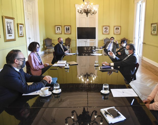Dicen que el Banco Central "tiene espaldas" para soportar movimientos en el valor del dólar