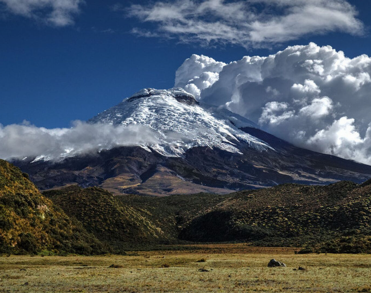 Volcán Cotopaxi: advierten que cerca de 300.000 personas están en riesgo