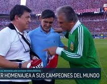 Homenaje en River: Daniel Passarella volvió al Monumental