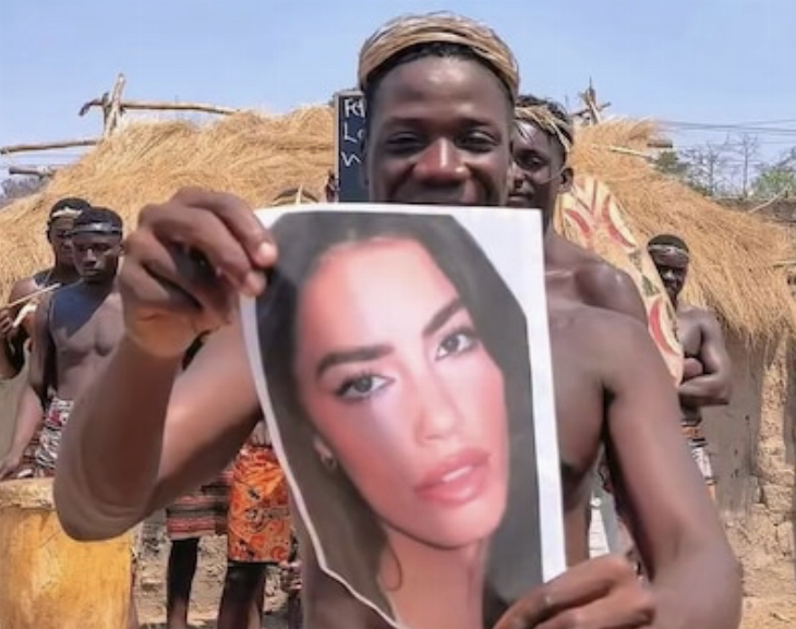 Un grupo de bailarines africanos le cantó el feliz cumpleaños a Lali Espósito y la cantante reaccionó en redes