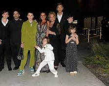 Todos los looks del cumpleaños de 15 de Juan, el hijo de Florencia Peña y Mariano Otero