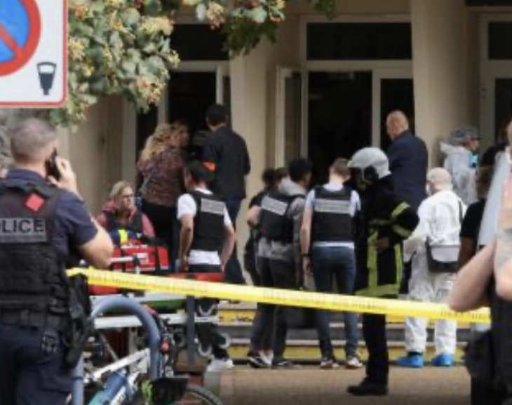 Un hombre entró a una escuela en Francia, mató a un docente con un cuchillo y gritó "Alá es grande"