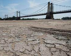 Francia impuso restricciones al consumo de agua en 88 departamentos del país