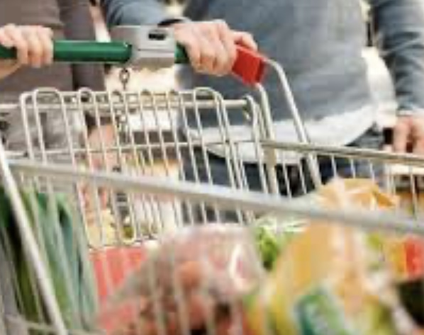 En junio una familia necesitó $232.427 para no ser considerada pobre