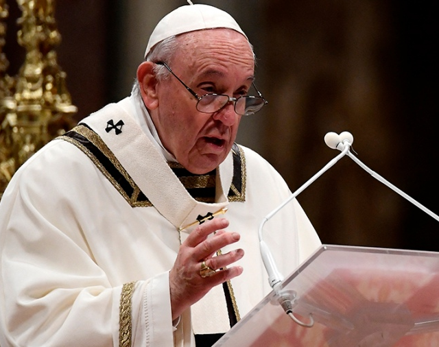 El Papa Francisco pidió por el "pueblo atormentado" de Ucrania