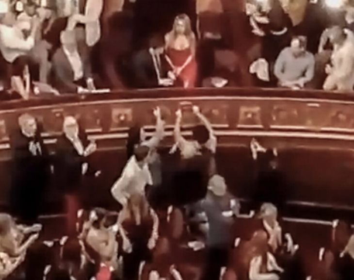 Javier Milei, abucheado en el Teatro Colón