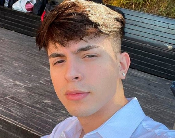 El mal momento que vivió Rusherking: le robaron el celular mientras grababa un video en la calle