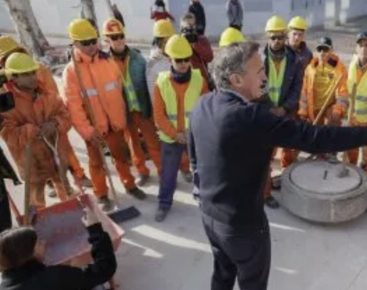 Katopodis criticó el freno a la obra pública de Milei: "Comenzaron a llegar telegramas de despido"