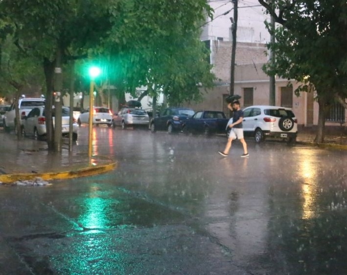 Las precipitaciones podrían continuar hasta la noche