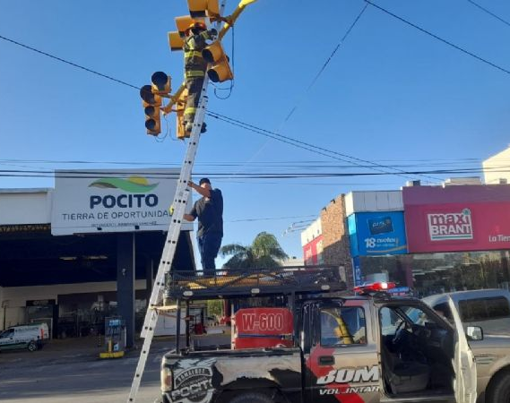 El viento Zonda dejó severas consecuencias en algunos departamentos