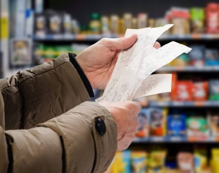 La inflación de junio fue de 5,3% y alcanzó un 64% en los últimos 12 meses