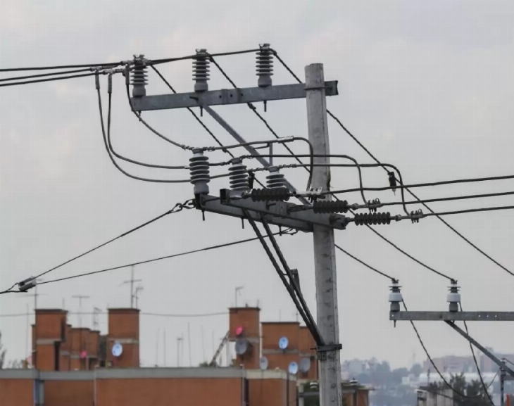 Un niño de 4 años jugaba en la calle y se electrocutó 