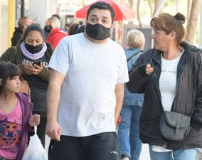 Los comercios deberán dejar ingresar a quienes no usen cubreboca 
