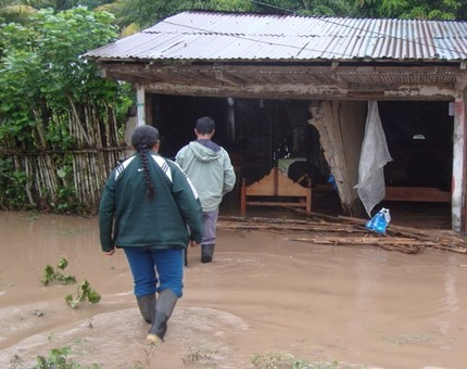 Por las lluvias, 15 familias debieron ser asistidas