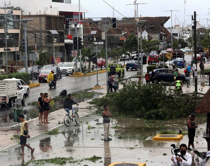  El paso del huracán Agatha dejó un total de 11 muertos y 33 personas desaparecidas