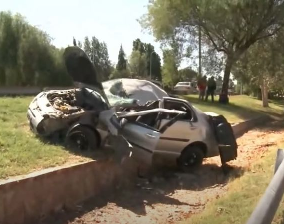 Tremendo vuelco en Circunvalación dejó heridas a madre e hija
