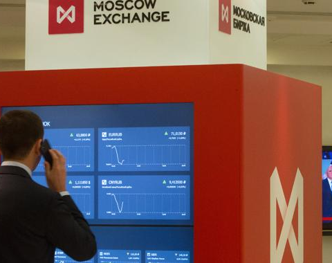 Se desplomó la bolsa de Moscú por la posible invasión de Putin a Ucrania