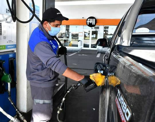 Estaciones de servicios de la provincia: analizan medidas para que no cierren