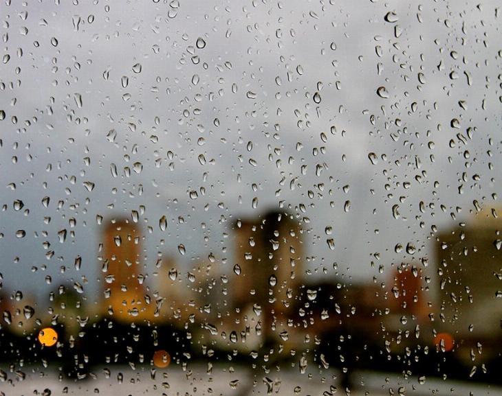 Tormentas, chaparrones y descenso de la temperatura: así estará el tiempo el último día del año