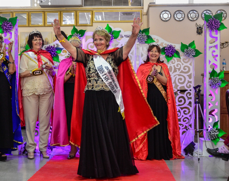 María Teresa fue elegida Reina del Adulto Mayor de Chimbas 