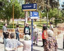 Con polémica, vecinos dicen que quieren quitarles una plaza en el B° Kennedy